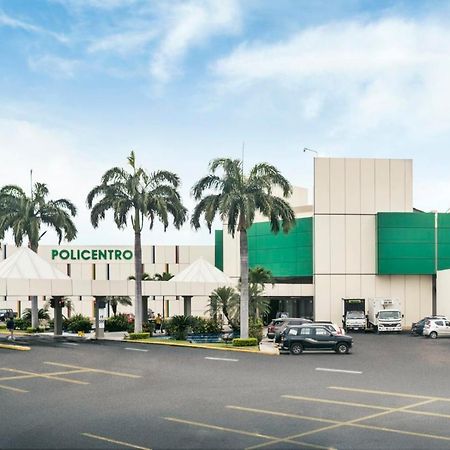 Mega Suite Junto Al San Marino Shopping Гуаякуил Екстериор снимка