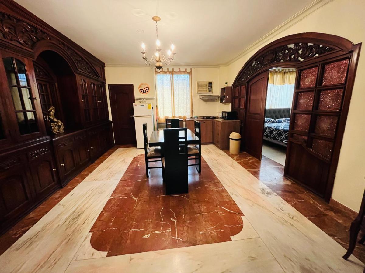 Mega Suite Junto Al San Marino Shopping Гуаякуил Екстериор снимка